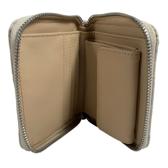 GUESS Los Angeles Puffy Quilted Purse Coin Change Credit Card Wallet Clutch - Picture 6 of 9